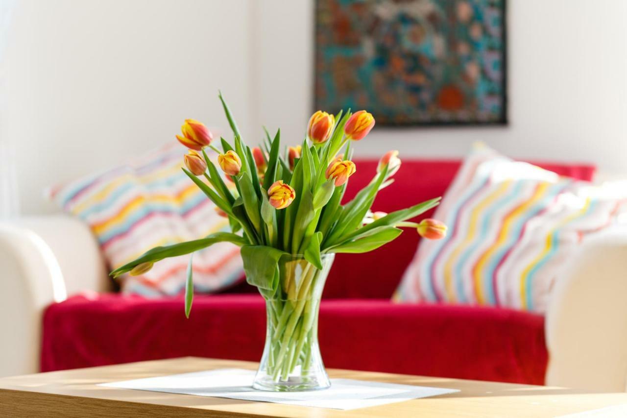 Contemporary Trumpington Apartment With Self Check-In ,Free On-Site Parking, Terrace, Super Fast Wifi & 5 Mins Drive To Papworth & Addenbrookes Hospitals Cambridge  Exterior foto